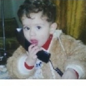 احمد شريف طفل الخطئية